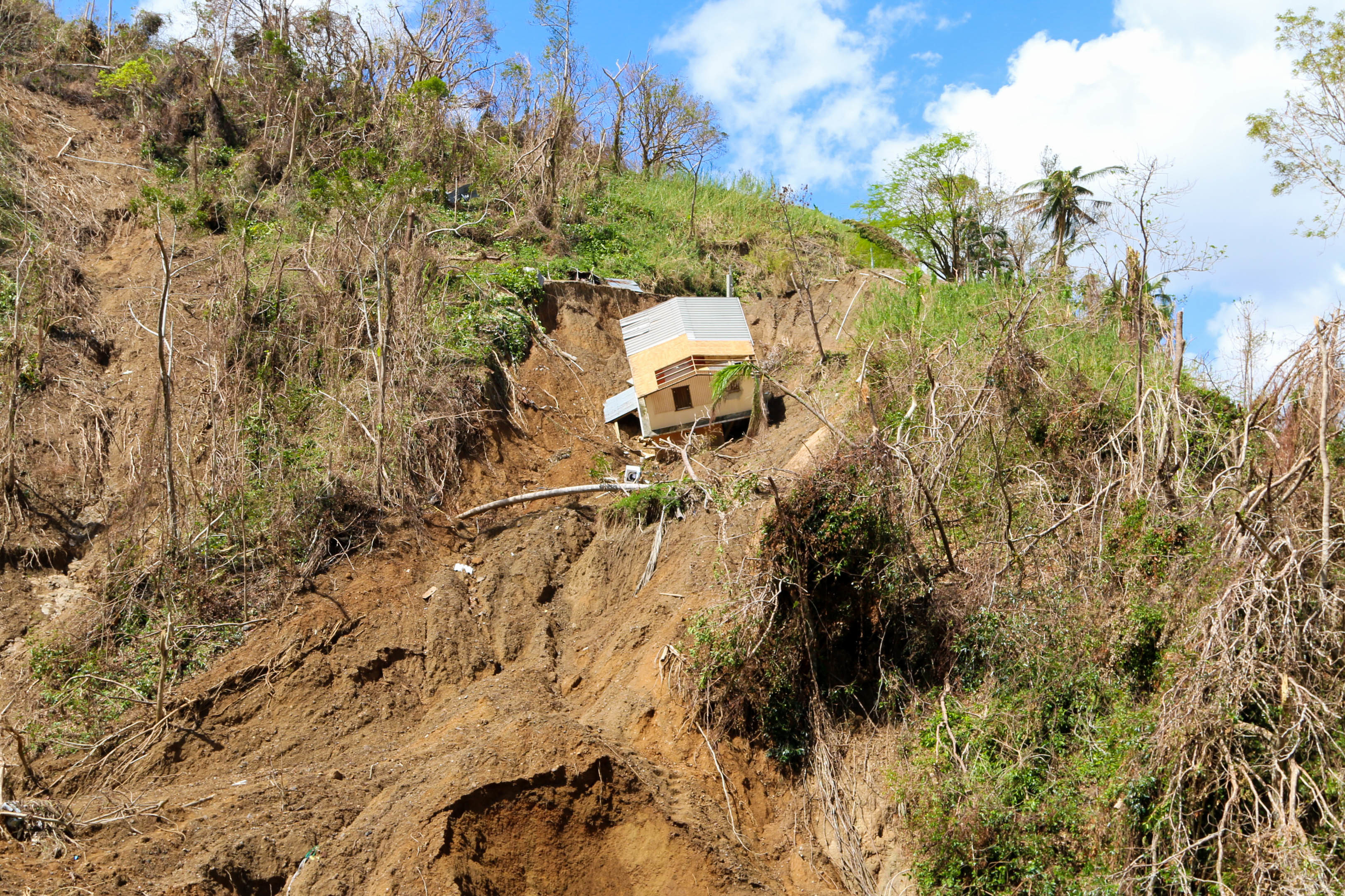 image of a landslide 